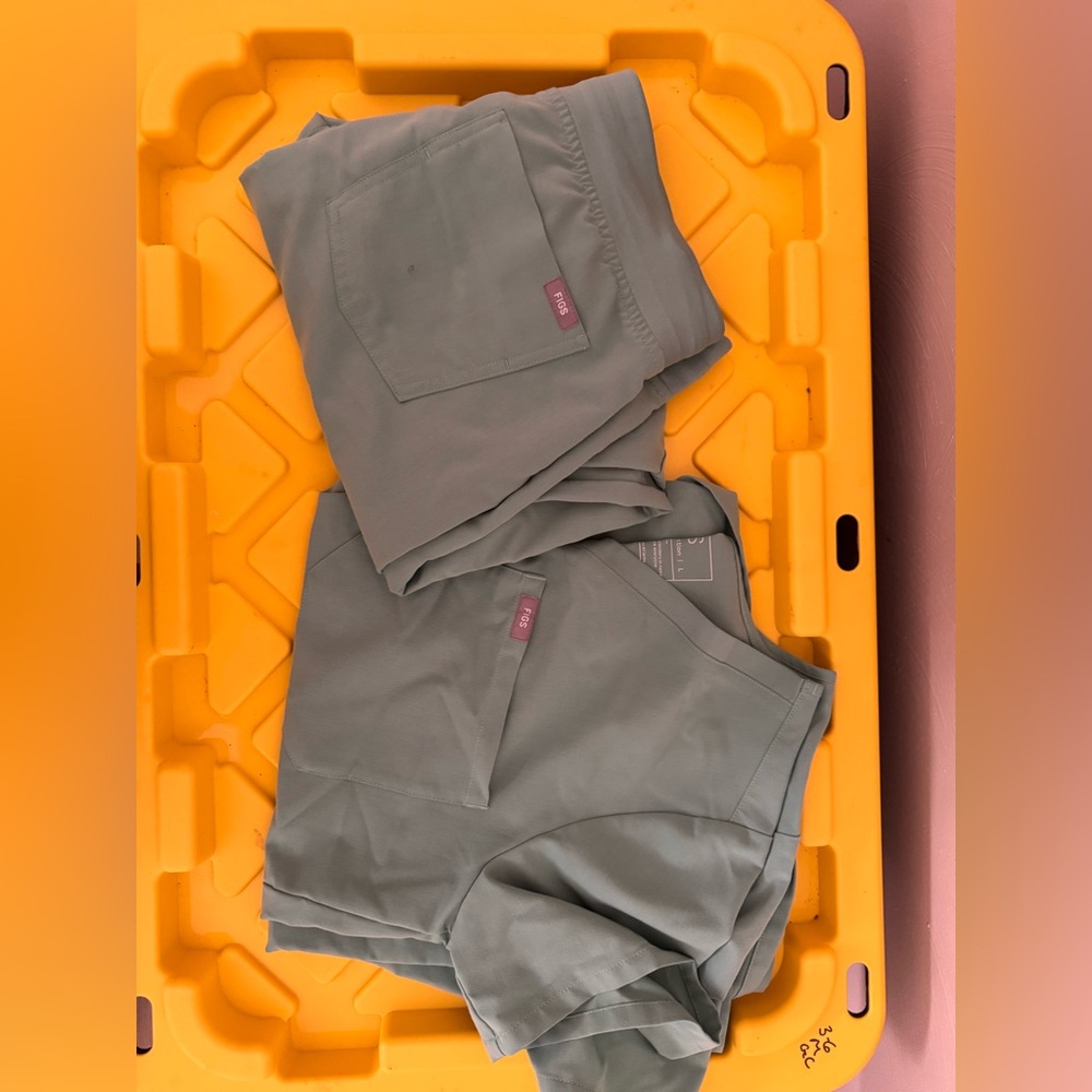 Figs Sage Green Scrub Ensemble